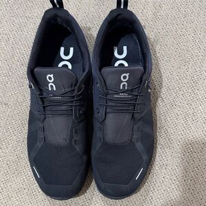 On Cloud Swiss Engineering Running Men's Black Sneakers